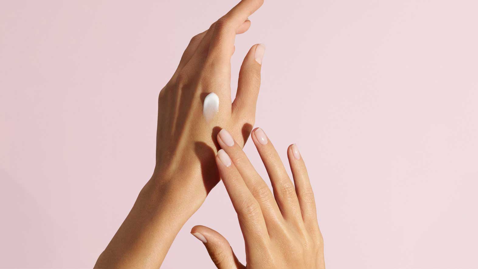 パリの花が香り咲く、オーガニックハンドクリーム登場